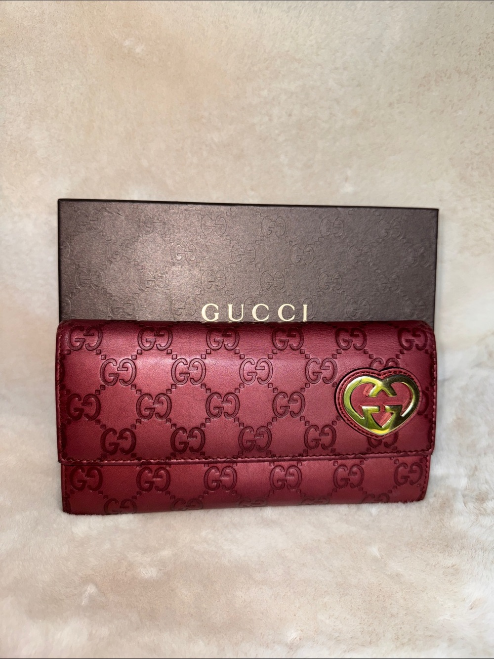 Gucci Raspberry GG Heart Continental Wallet with Gold Accent - Picture 9 of 13